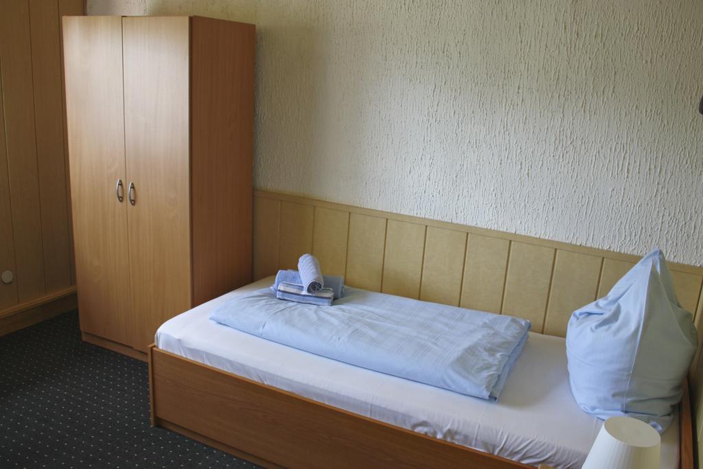 Gaestehaus Am Heuss-Platz Erlangen Værelse billede