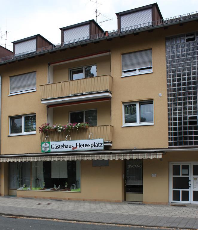 Gaestehaus Am Heuss-Platz Erlangen Eksteriør billede